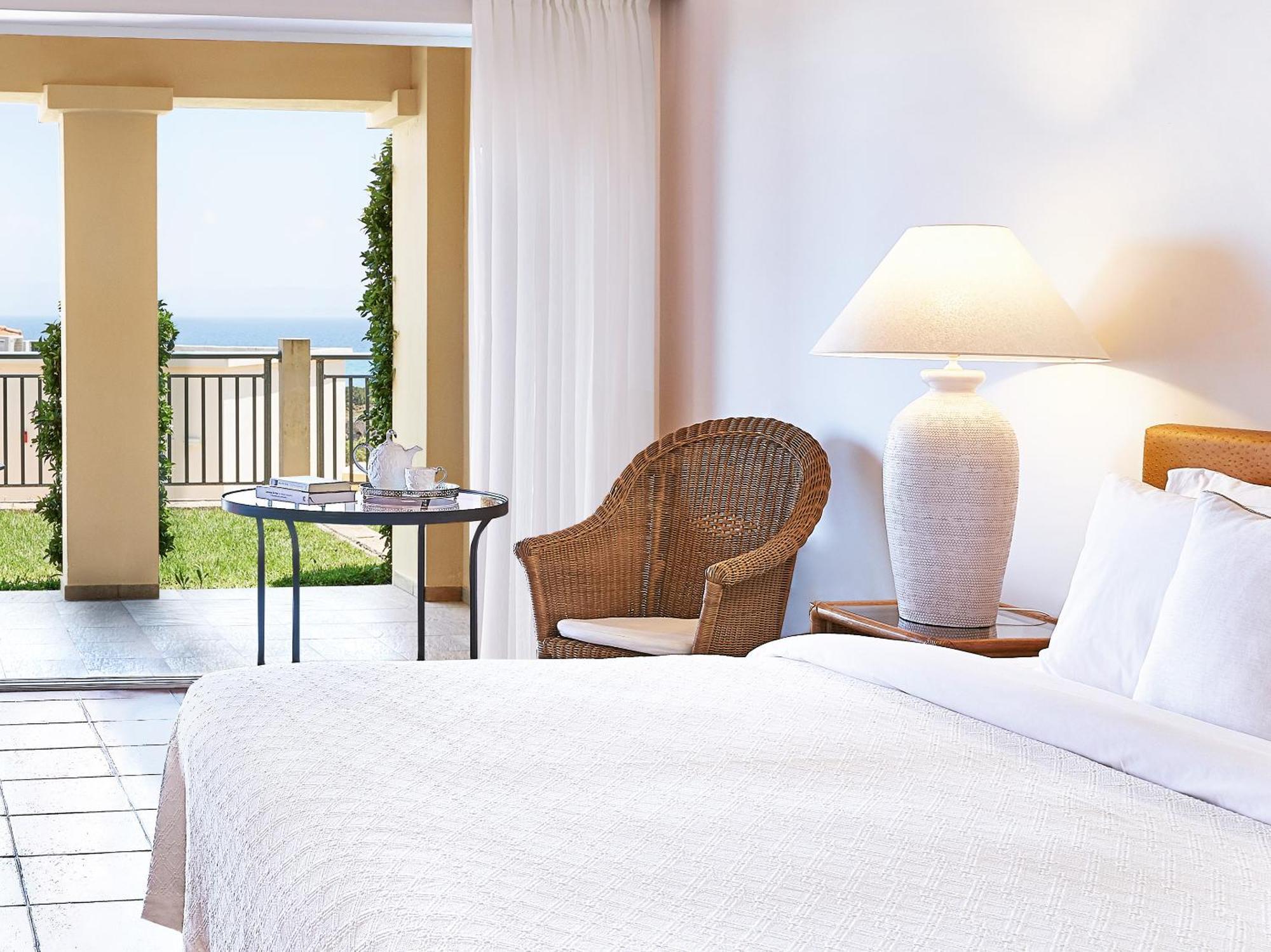 Grecotel Luxme Oasis At Riviera Olympia & Aqua Park ロウトラ・キリニ エクステリア 写真