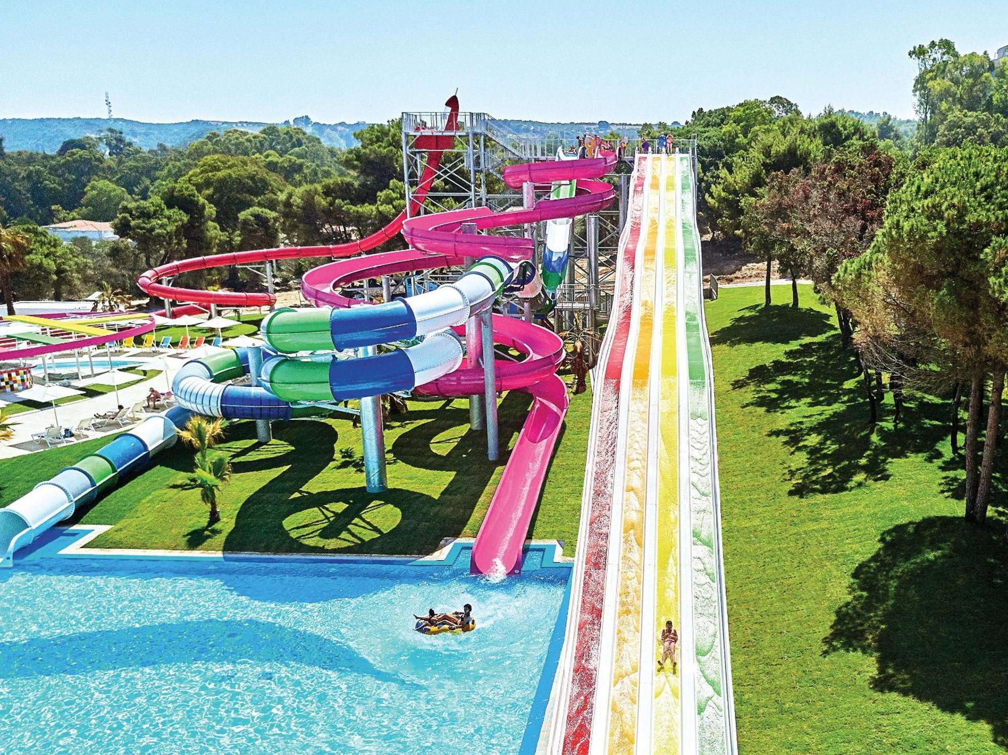 Grecotel Luxme Oasis At Riviera Olympia & Aqua Park ロウトラ・キリニ エクステリア 写真