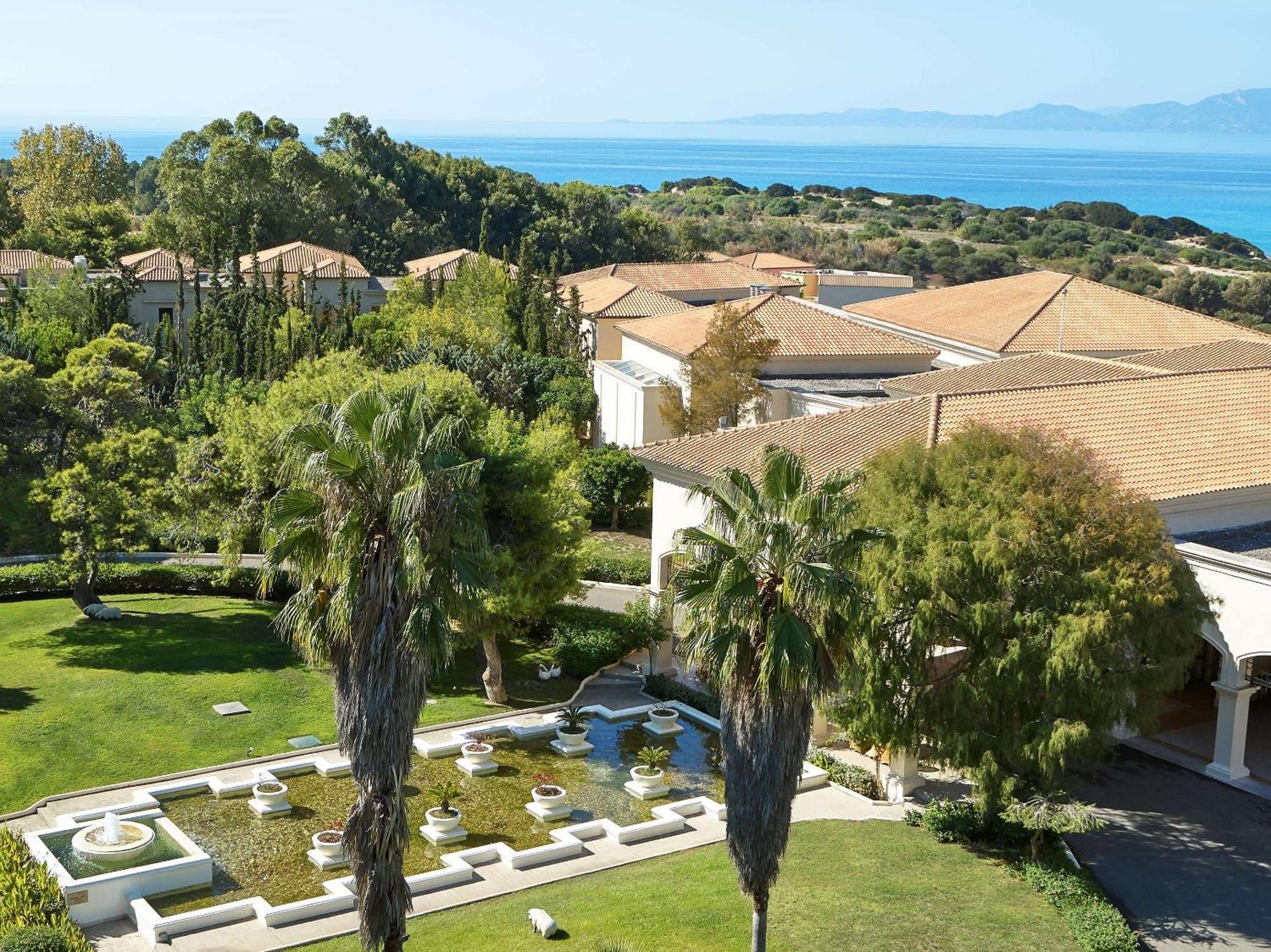 Grecotel Luxme Oasis At Riviera Olympia & Aqua Park ロウトラ・キリニ エクステリア 写真